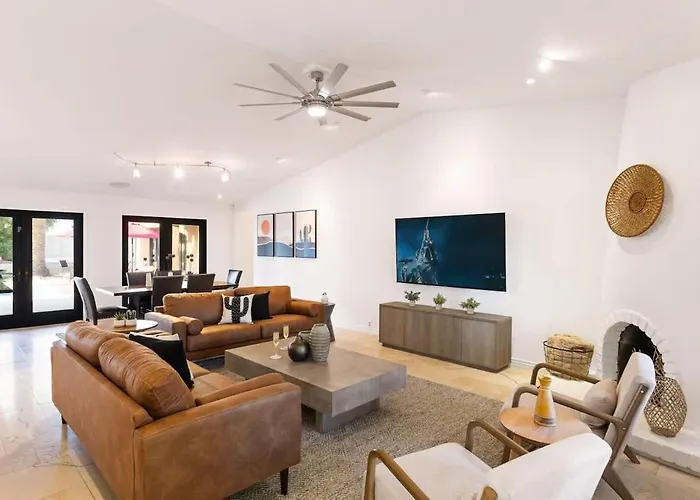 Holiday home Sunset Palms-pool, & Sports Court-scottsdale *