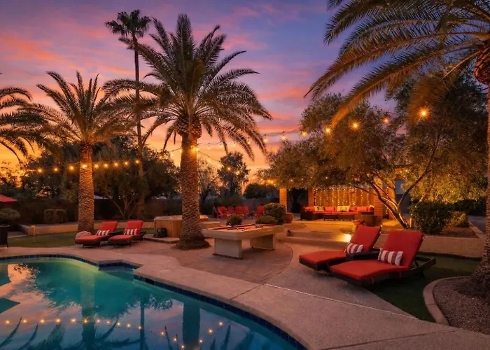 Sunset Palms-pool, & Sports Court-scottsdale Holiday home *